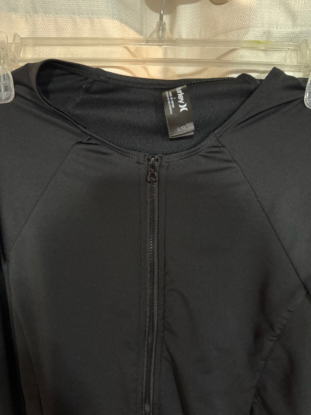 Hurley Black Long-Sleeve Front-Zip Swim surf Bodysuit - Picture 2 of 5